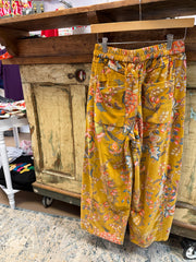 Ivy Jane Gold Velvet Pull on Barrel Pants