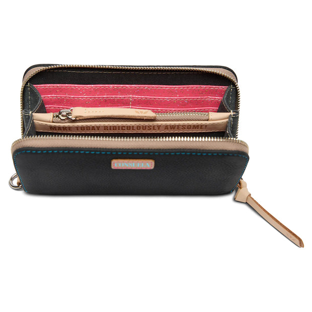 Consuela Essential Wallet
