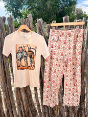 Cowgirls & Cowboy Hats Tee